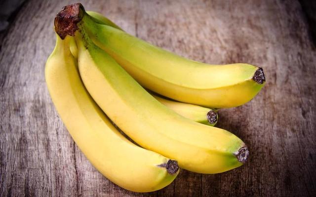 山楂|香蕉是高血脂的“催化剂”吗？心血管主任：春季，2种水果请少碰