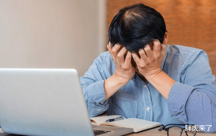 45岁失业后在家受尽妻子冷眼,这个年纪真的很难再找工作么?创业又怕失败负债累累!