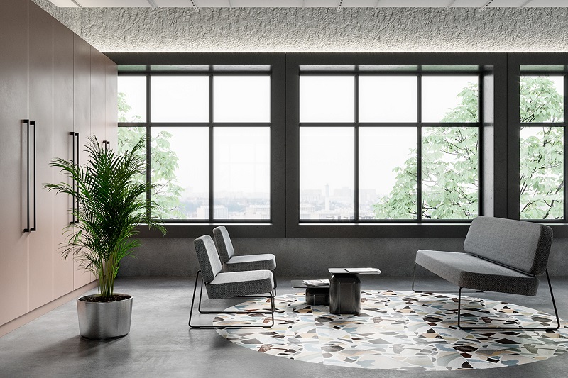 |与上级领导，走得近与否，关系到自己事业前程