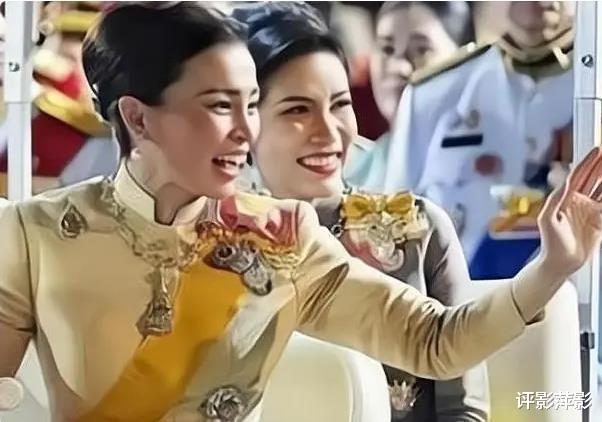 诗妮娜|诗妮娜贵妃并非弃子，王室海报彰显重要使命，跟提帮功王子有关