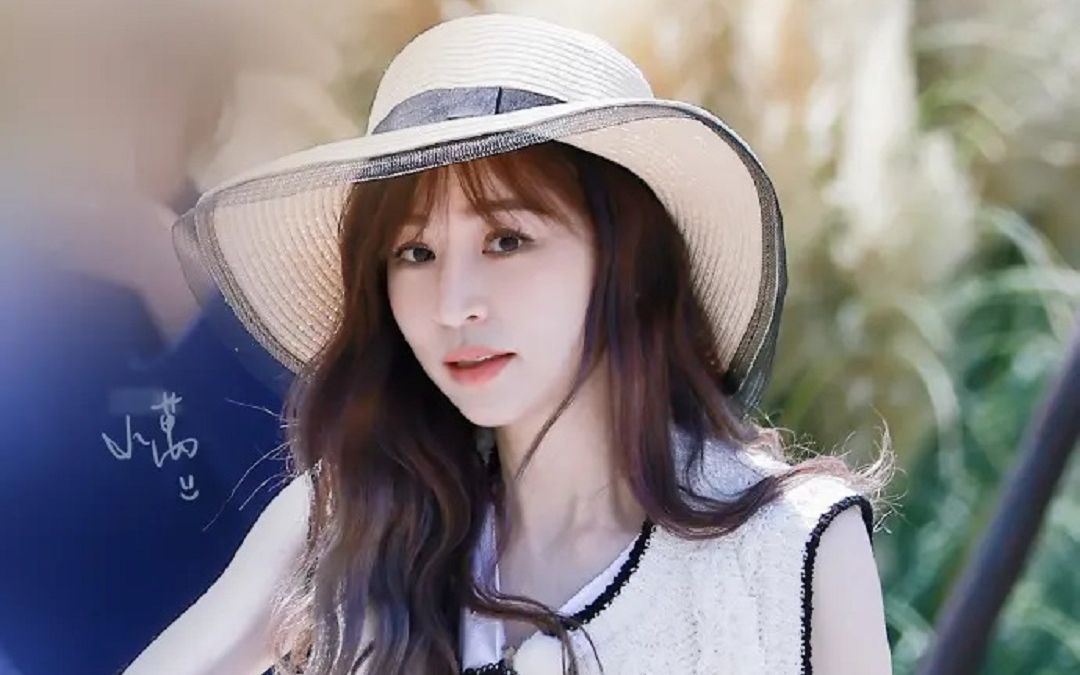 王心凌|王心凌被芒果台抛弃了吗？缺席多个综艺和多台晚会，不如苏有朋