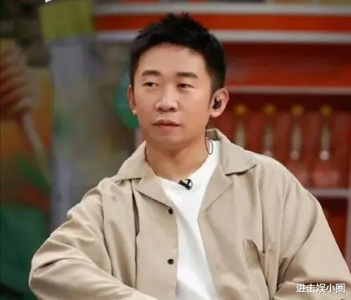 杨迪|杨迪又被爆大瓜,相恋多年的前任是男性,小号被扒透露更多细节