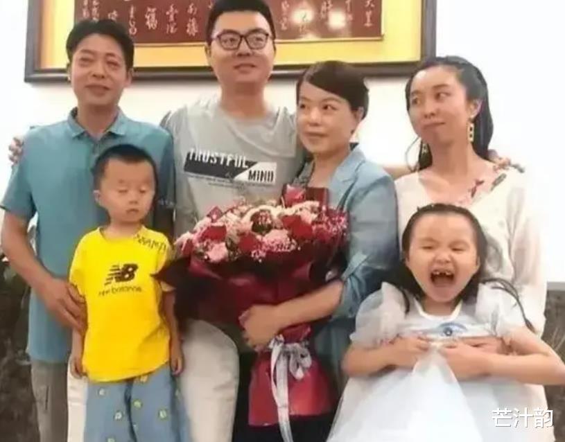 熊磊晒娃感谢爸妈付出,田静郭威面相改变,网友称果然相由心生