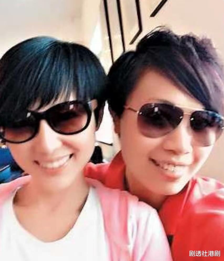 重新出发!TVB前女星重提9年前黑历史,曾被指插足同性制片人恋情