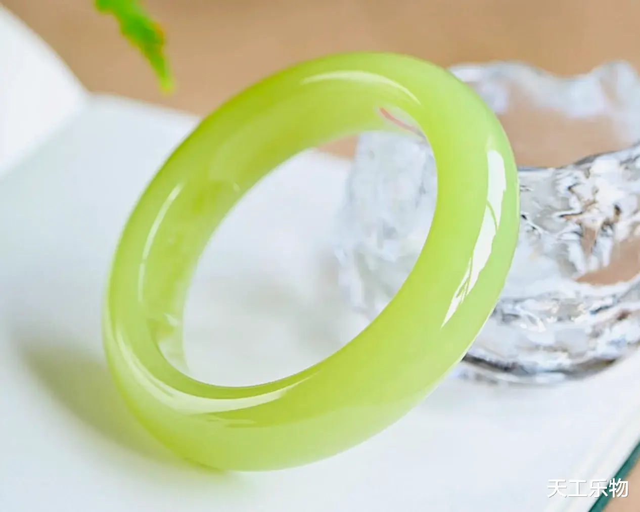 |最有收藏价值的和田玉手镯,为什么不能成为玩家首选?