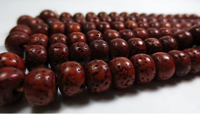 星月菩提“吸油”又“吐油”?