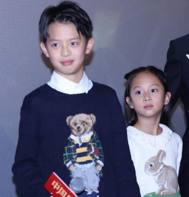 邓超|邓超11岁儿子好帅!高颜值大长腿五官酷似孙俪,妹妹性格软糯可爱