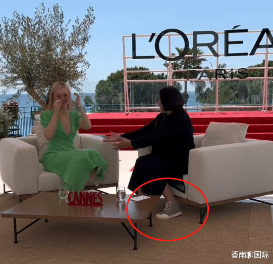 陈凯歌|陈凯歌前妻近况:资产过亿,穿帆布鞋现戛纳节,移居法国牙齿稀疏!