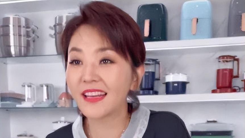 事实证明，央视“一姐”方琼的消失，是整个主持界的悲哀和损失！