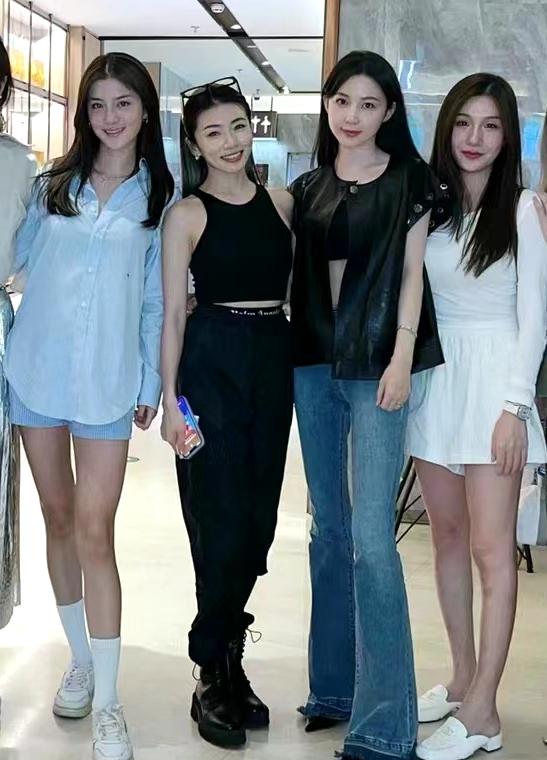 网曝潘玮柏宣云将到巴厘岛补办盛大婚礼，婚庆摄影师：就在这几天