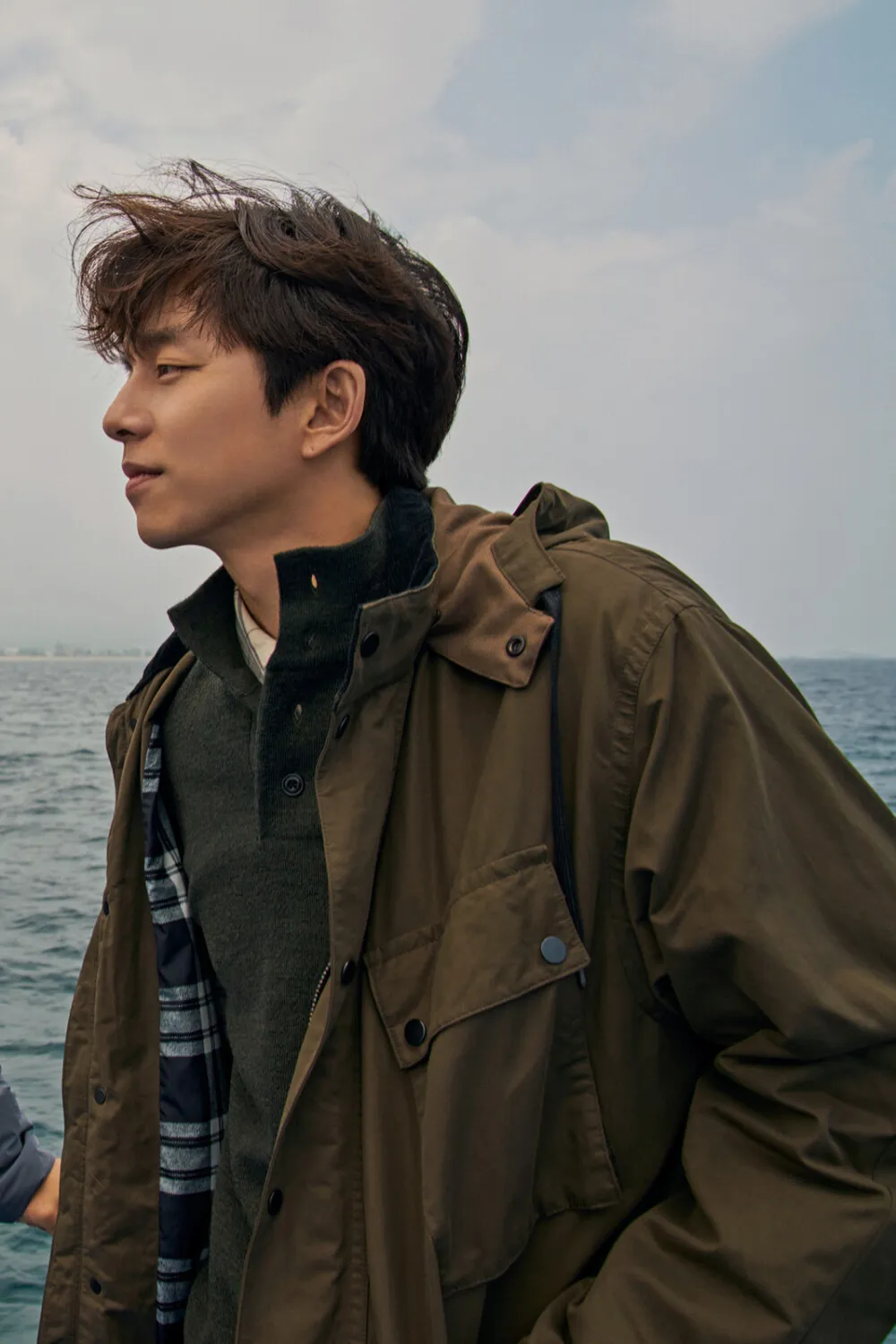 时隔七年，韩流男神孔刘回归爱情剧，搭档徐玄振演绎先婚后爱