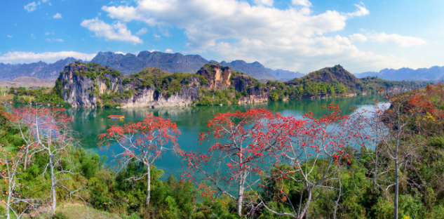许多|这个中国边境的小城,在此可体验两个国家不同的文化