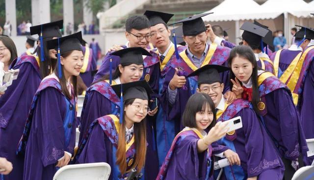 昆山|又被针对？某央企招聘不收国外2年制以下硕士，学生：书白念了？