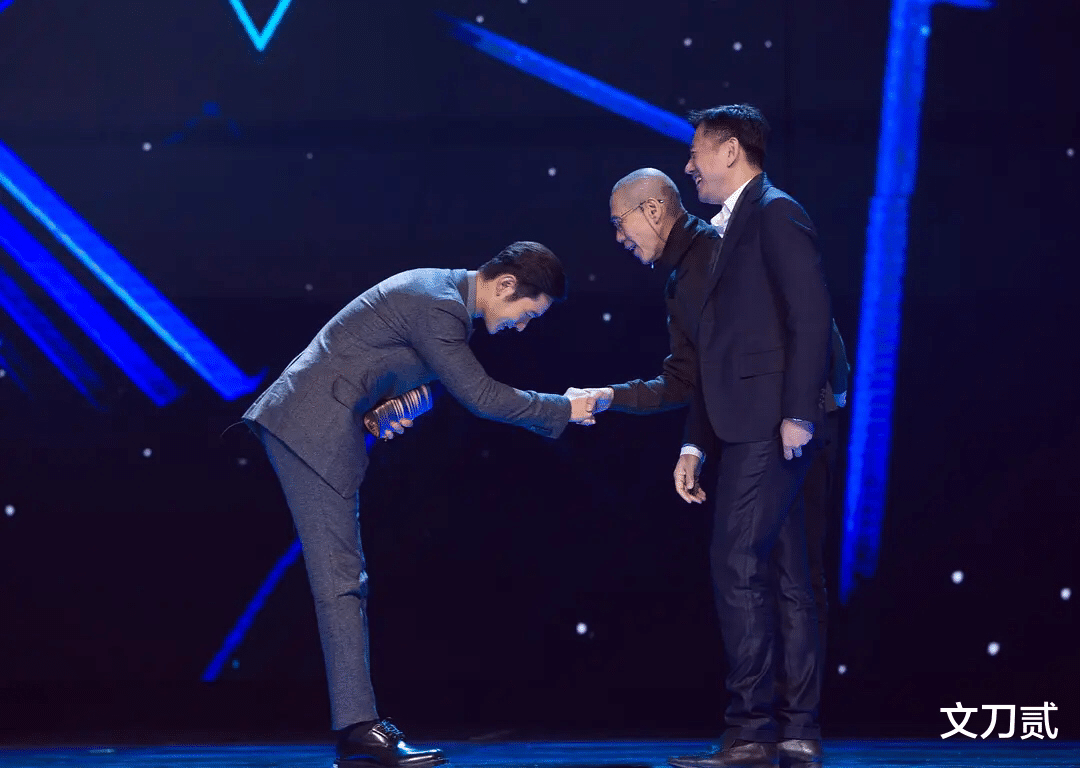 黄晓明|黄晓明的尴尬,是谁的过错?