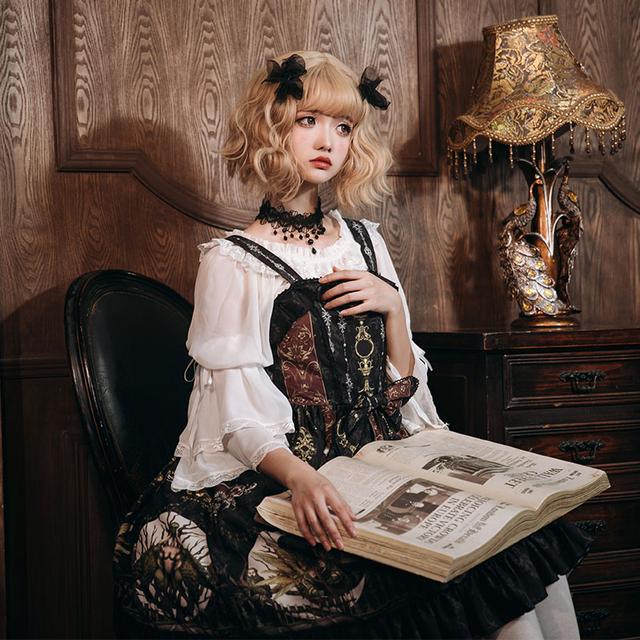 洛丽塔|你如何看待穿洛丽塔上学、上班的人?