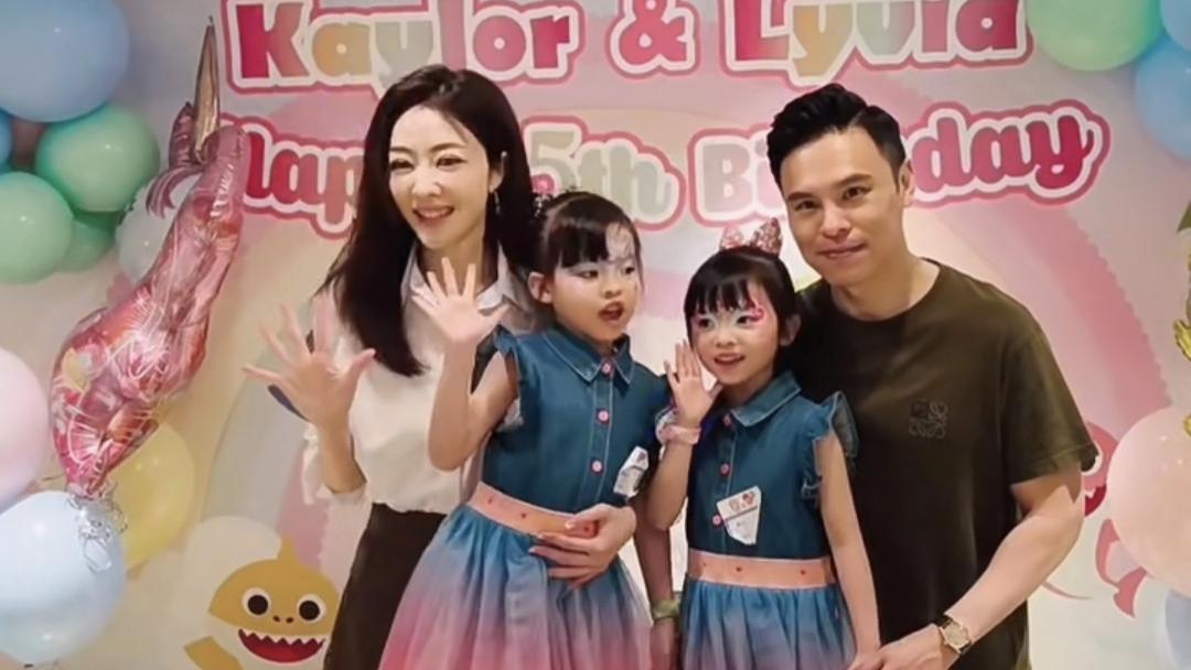 熊黛林|熊黛林为5岁双胞胎女儿庆生，和婆婆挨靠着，孩子3个姑姑全到场