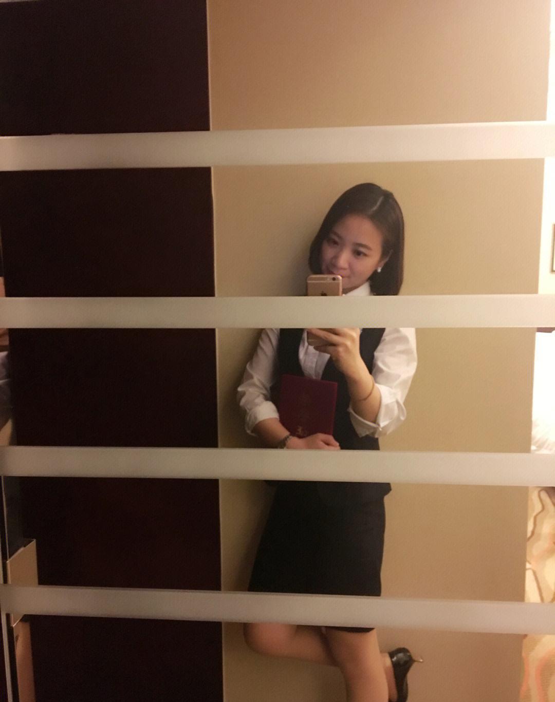 不听劝告娶了银行女，结果我的噩梦开始了，3年来备受嘲讽