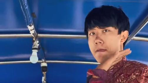 曝网红胡懿懿缅甸被挟持！手势比6换危险头像，脸部淤青伤痕明显