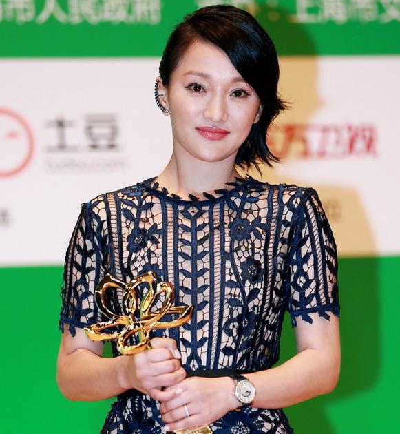 “私生活混乱，损人利己”醒醒周迅！演技可不是你的遮羞布