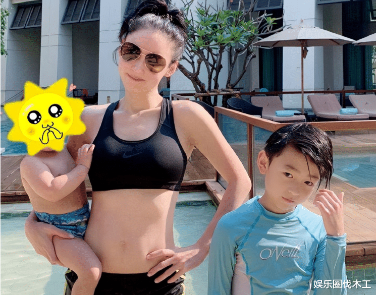 张柏芝三胎儿子罕现身,保姆保镖全程跟随,被曝停工争夺抚养权