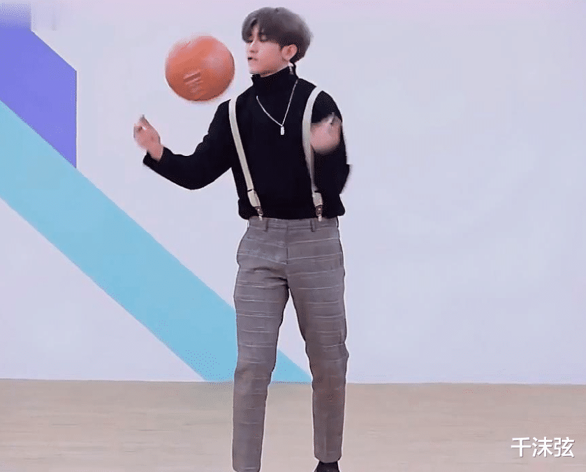 曝蔡徐坤致人流产，蔡妈非法跟踪女方，B超单曝光，当事人证实！