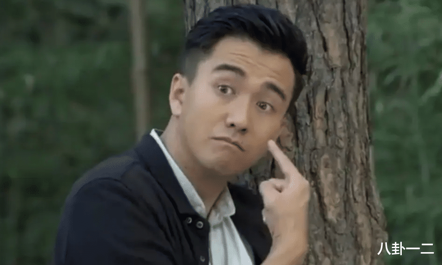 这下网友更想他俩分手了……