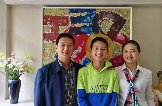 四川某考生外表酷似杨洋，清北进入“抢人”环节，真实身份曝光