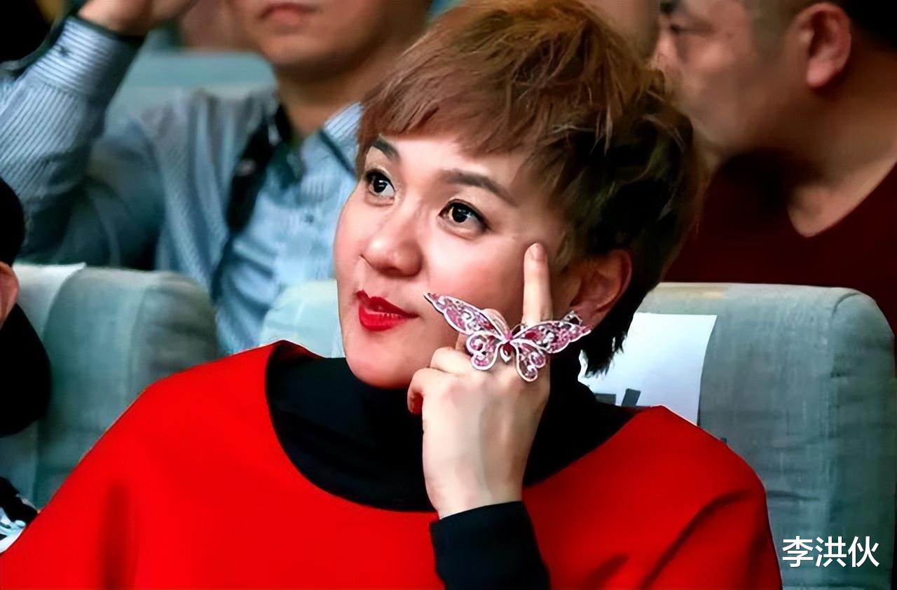 柯以敏|7年之后,柯以敏向被她骂过的超女道歉,网友的点评很犀利