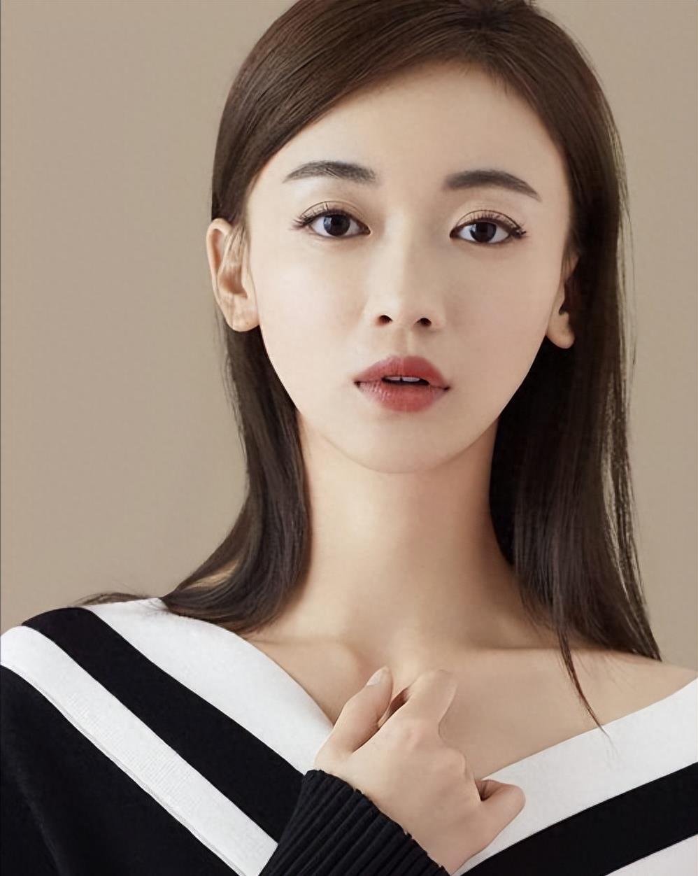 央媒批评、亲日辱华、教唆未成年!这6位频频翻车的明星该整治了