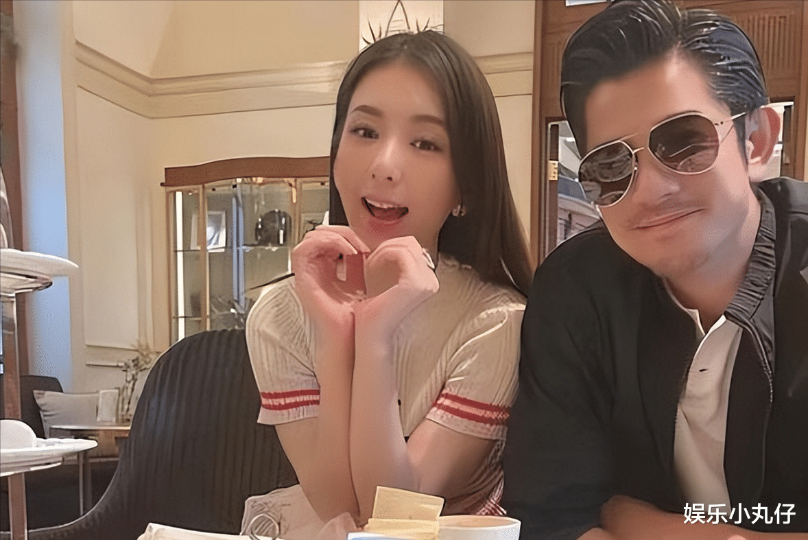 郭富城携家人游上海！举动惹怒路人批其耍大牌，方媛生图差距大