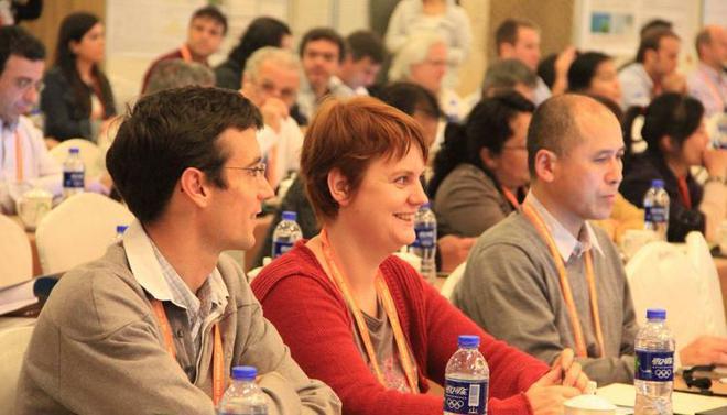 长江|海归高材生为啥回国找不到工作？在美华人敢讲真话，原因不简单！