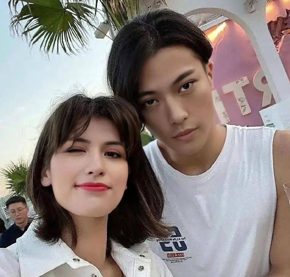 卡琳娜丧夫后官宣复出!却遭网友围攻:又丑又油腻、看来感情不深