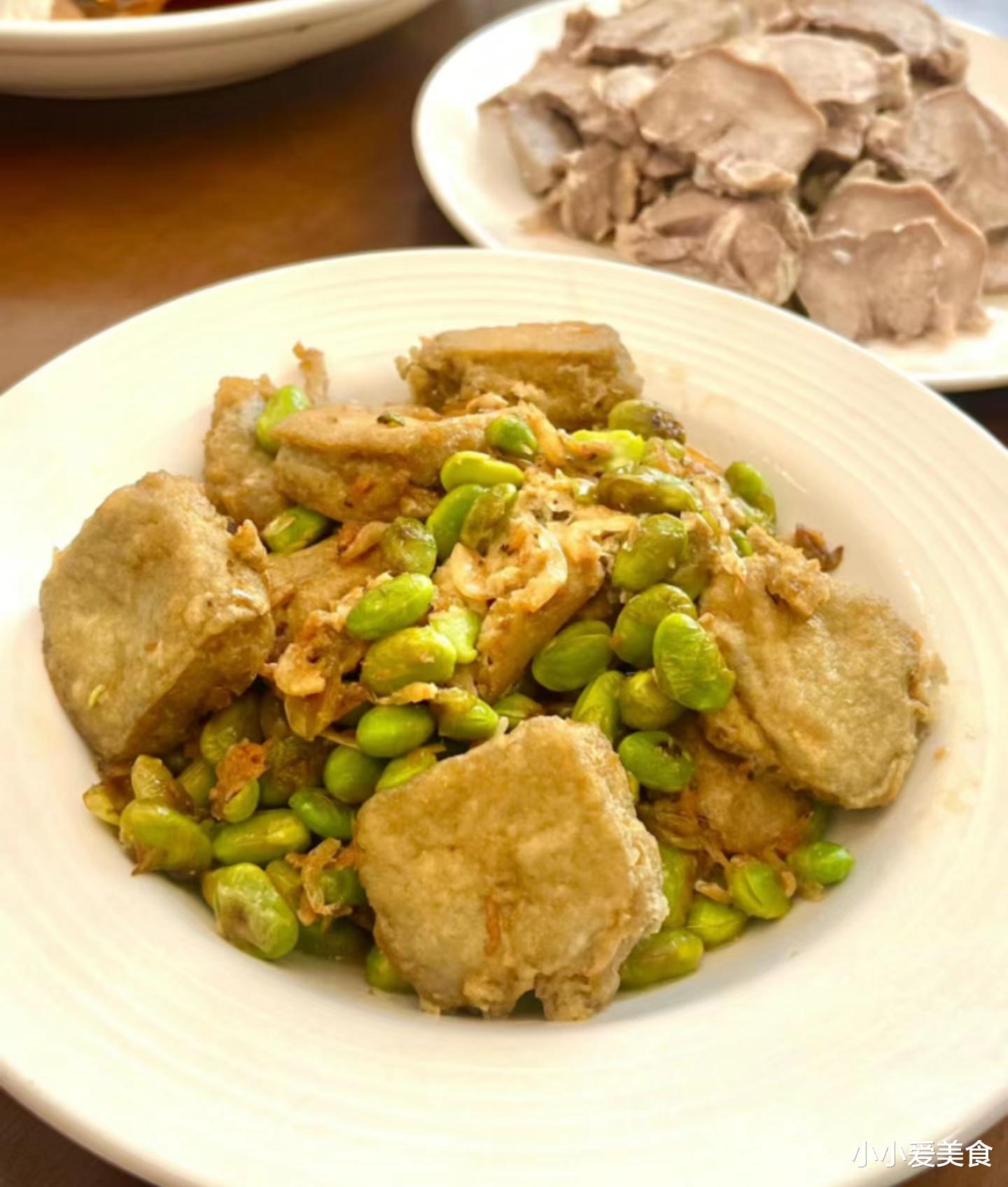 毛豆|26岁女子相亲成功,晒出相亲对象做的饭菜,网友:好丰盛,求蹭饭