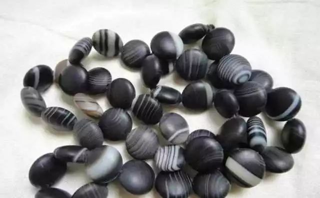 说说五种“黑文玩”