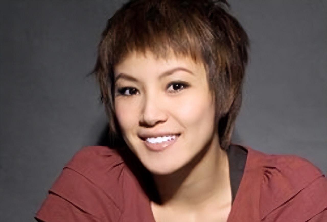 “港独”分子何韵诗，到了该清算她的时候了