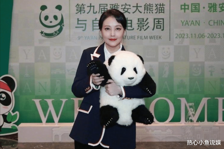 周海媚去世第4天，保姆晒其生前视频缅怀，一个举动引发网友质疑