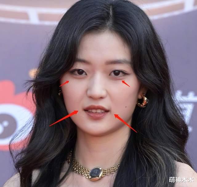 春夏穿搭 明星电影之夜状态集体掉线：爆痘脸肿黑眼圈，还有七位女星撞衫