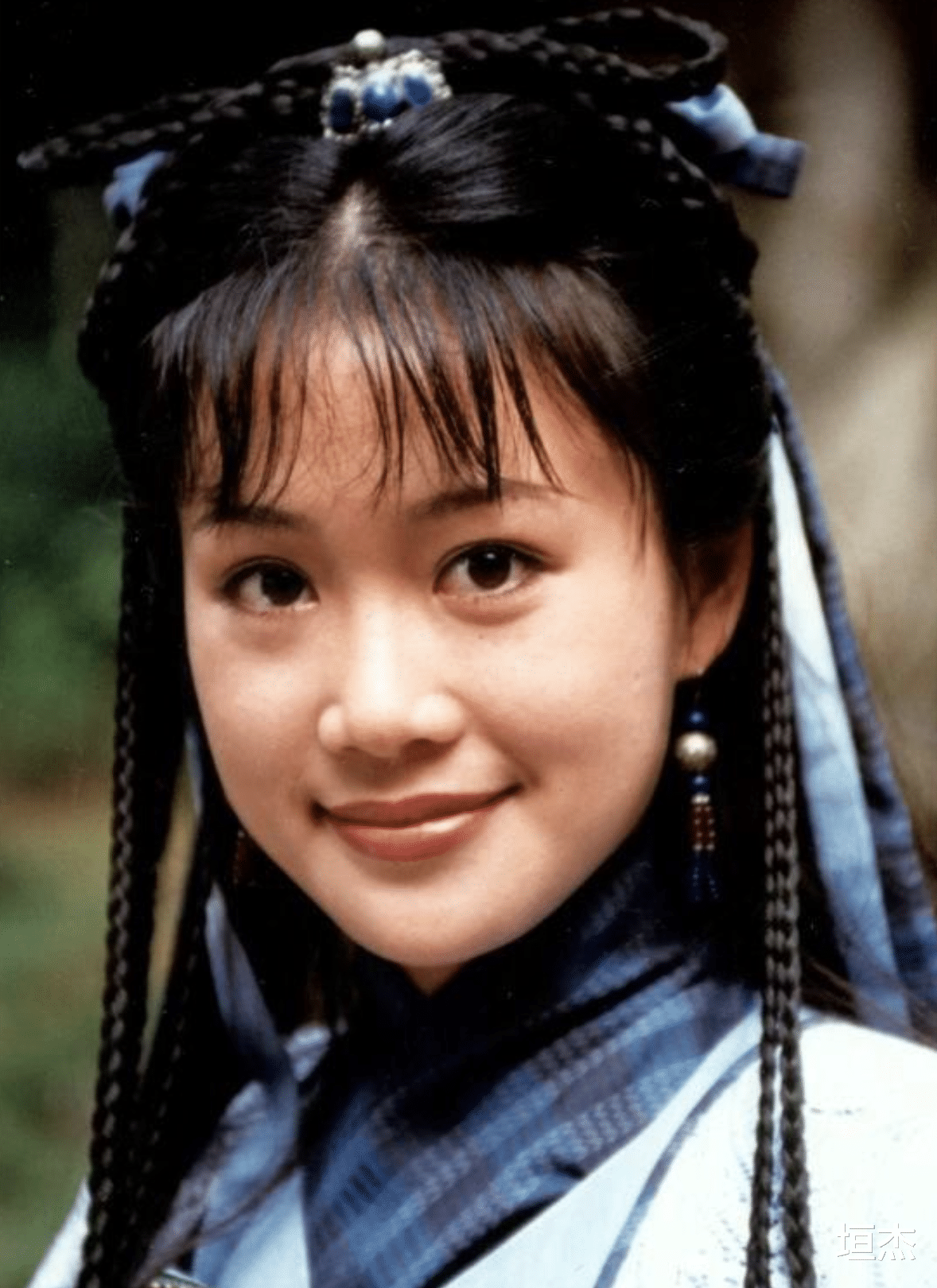 撞脸|8对“撞脸”的明星,一个“洋气”一个“土气”,颜值差距太大了