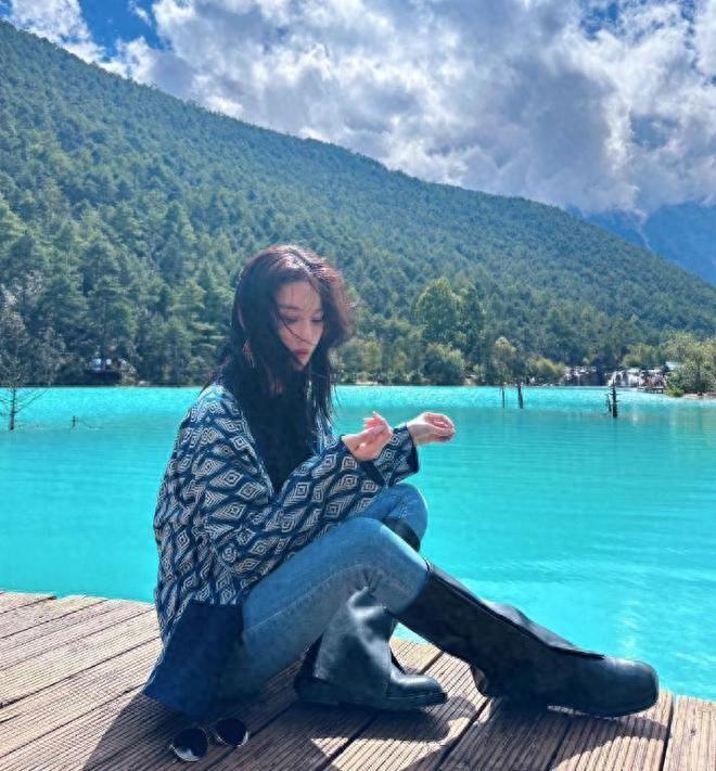 离开李晨,她选择了爱情,再次荣登热搜,她活成人人羡慕的样子