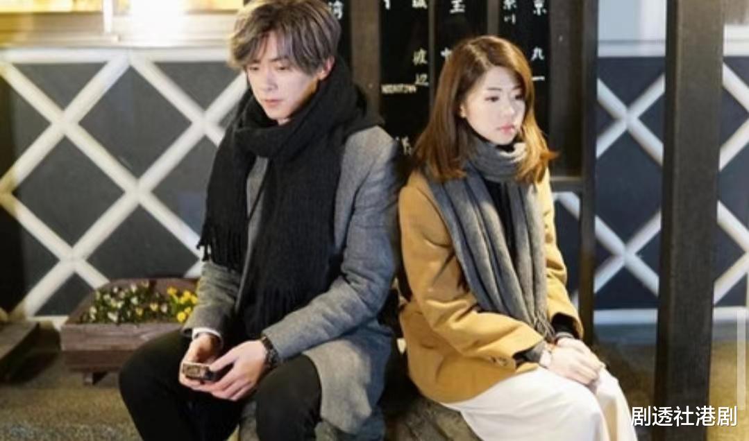 突发!英皇歌手无预警宣布与模特女友分手,女方曾扬言在等着求婚