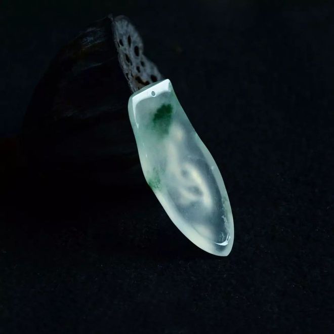 翡翠|你真的懂得分辨翡翠水头的优劣吗?