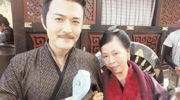 张美娥|无颜值无学历，61岁农妇蝶变周星驰的御用丑角，两部戏赚足两套房