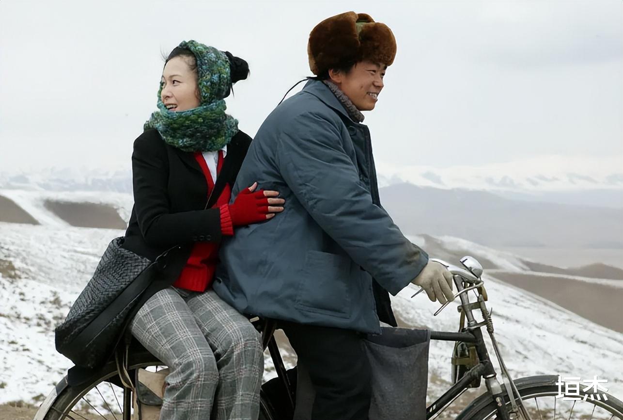 士兵突击|《士兵突击》17年,演员现状,袁朗娶日籍美妻,史今已成顶流