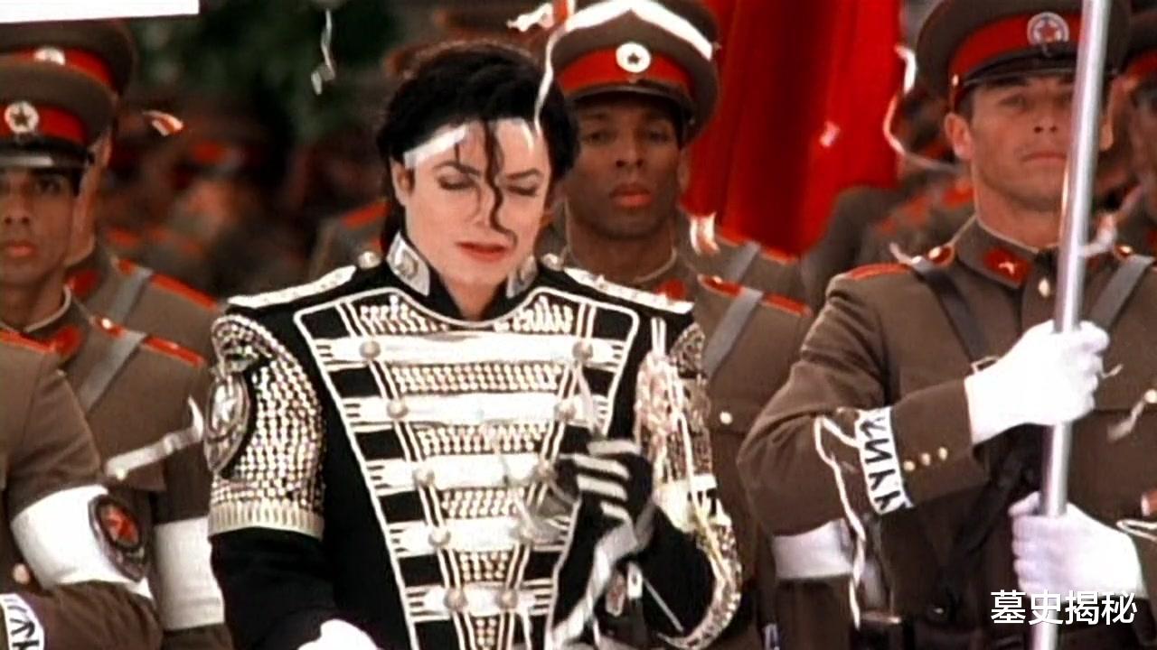 日本记者刁难杰克逊：为何不去中国开演唱会？