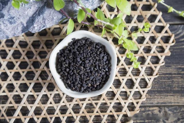 一个中成药，堪比血管中的清道夫，血瘀没有了，痰浊不见了