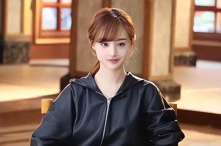 某劣迹女星庆生,晒美国豪宅引争议:不在中国,也照样可以潇洒!