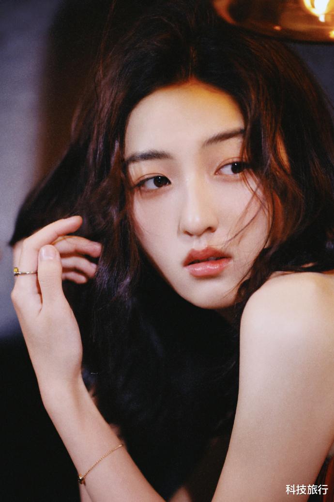 张子枫|张子枫,登上热搜!!