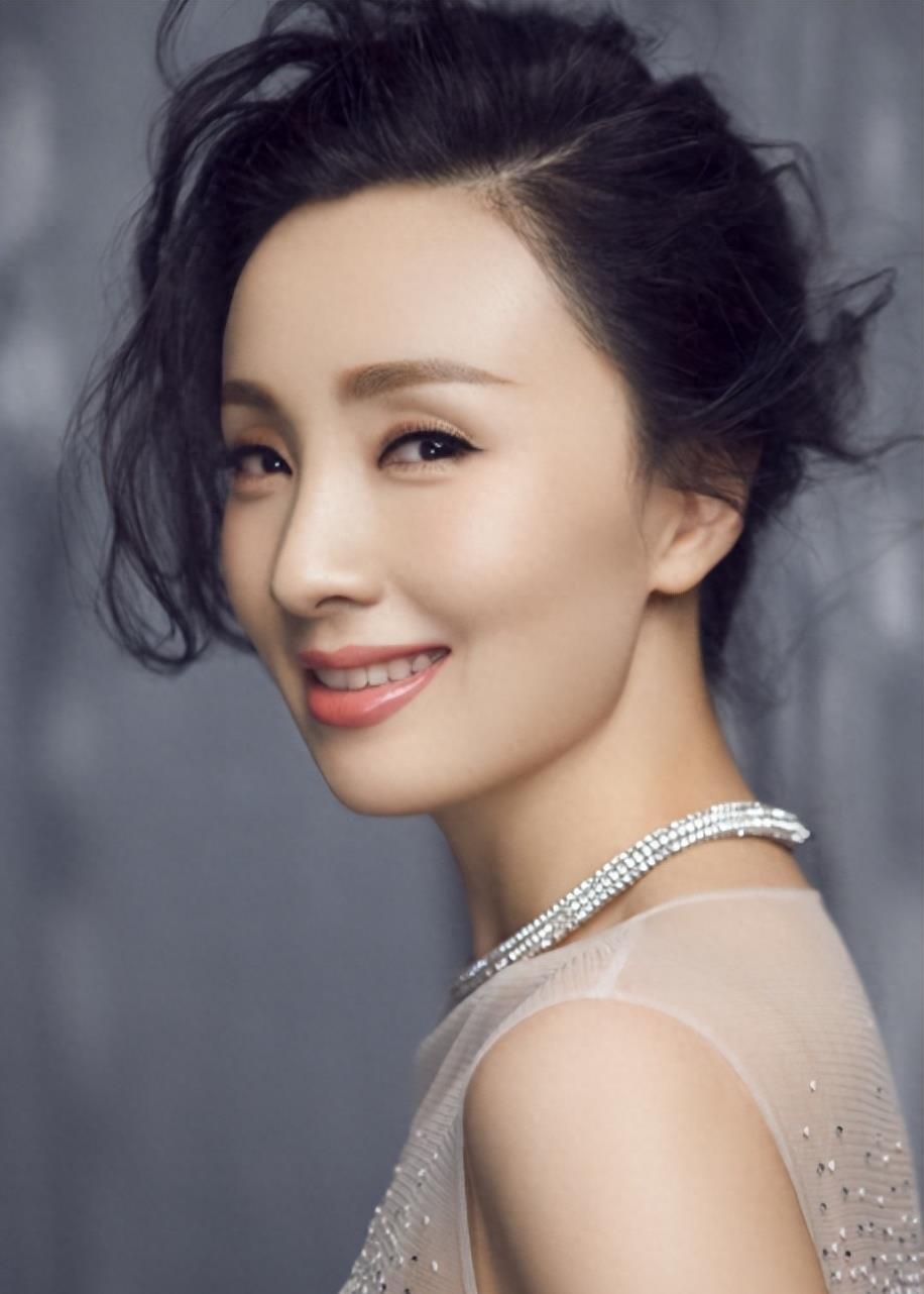 表面恩爱夫妻，实则全是伪装，这一次，陶虹和徐峥私事再也瞒不住了