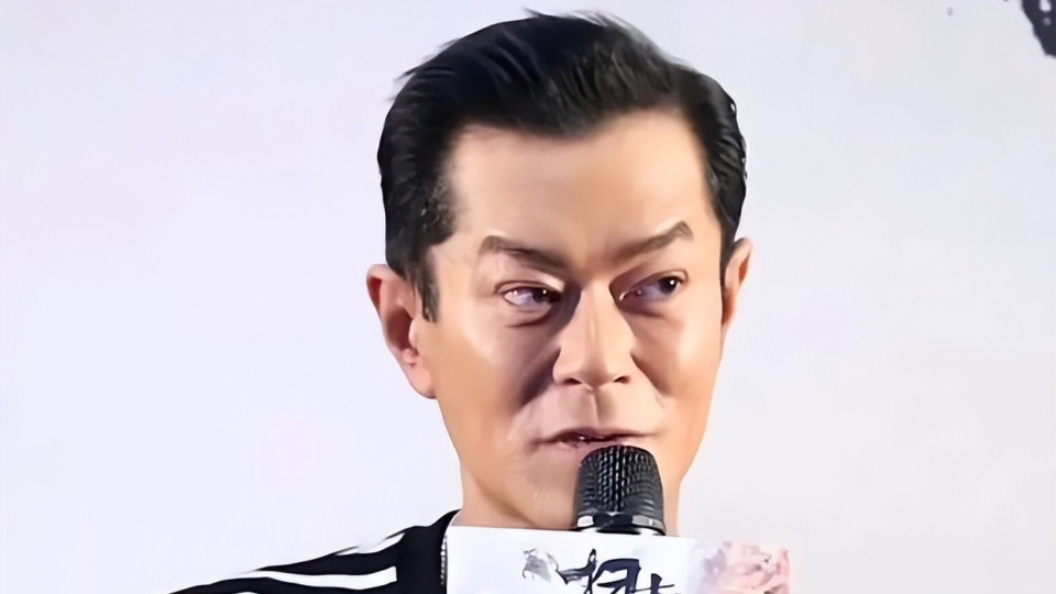 古天乐疑辟谣医美过度，被说成像三星堆面具，晒出帅照颜值仍在线