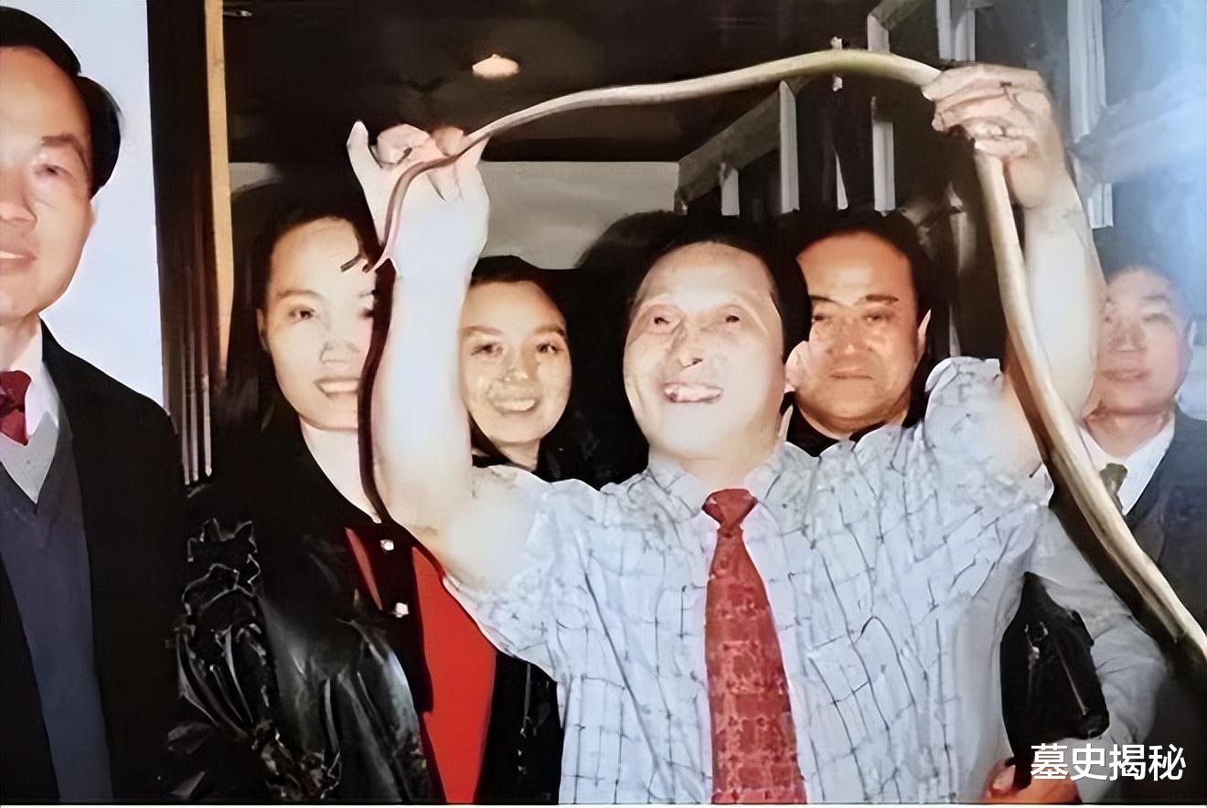 “气功师”王林：让几十名女明星洗去浮华，进行“床上开光”？